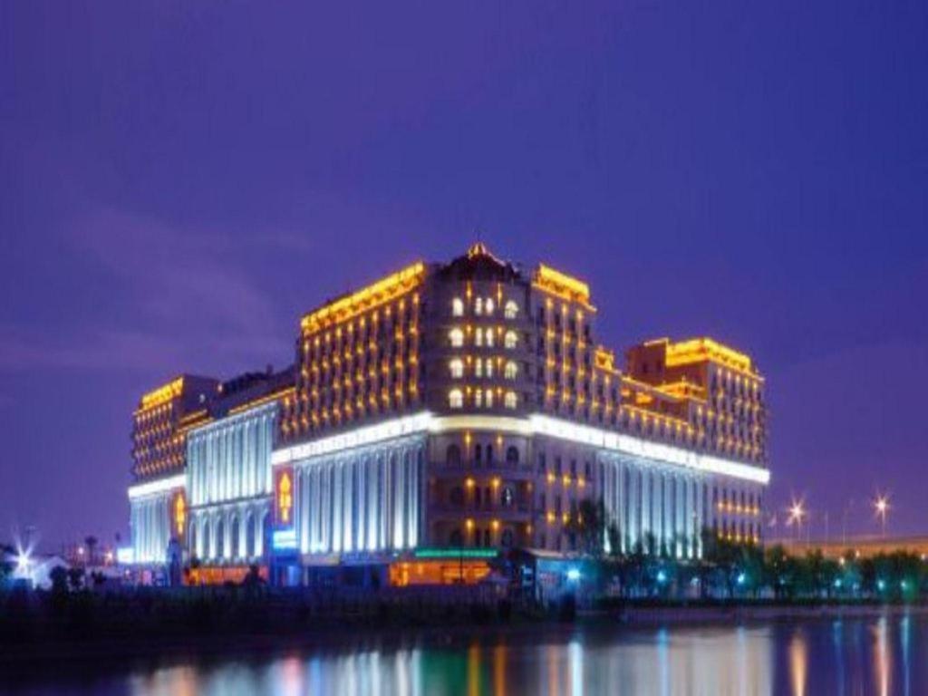 New Century Manju Select Hongqiao Hub National Exhibition Center 4* Shanghai