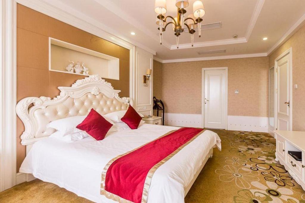 New Century Manju Select Hongqiao Hub National Exhibition Center Hotel Shanghai